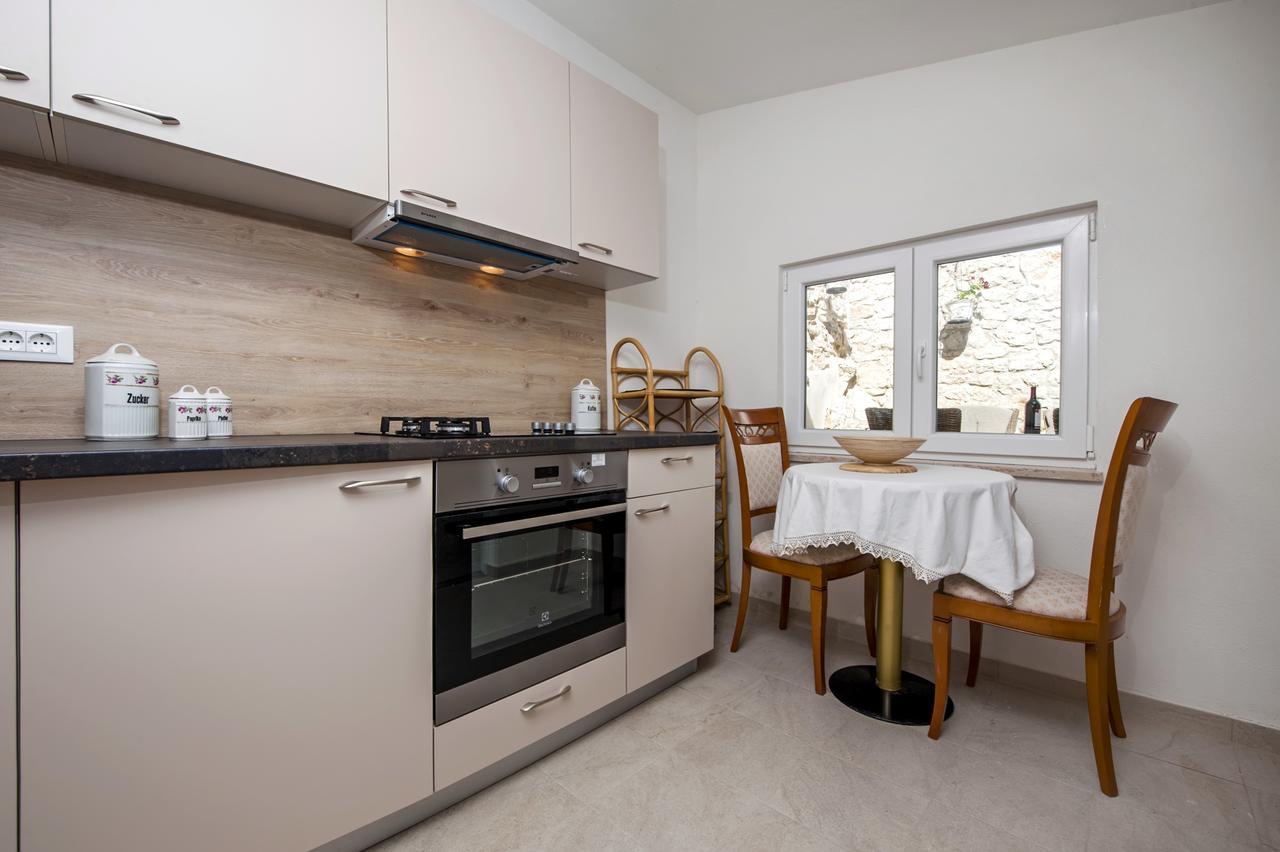 רוביני La Svalba Rooms & Studios מראה חיצוני תמונה