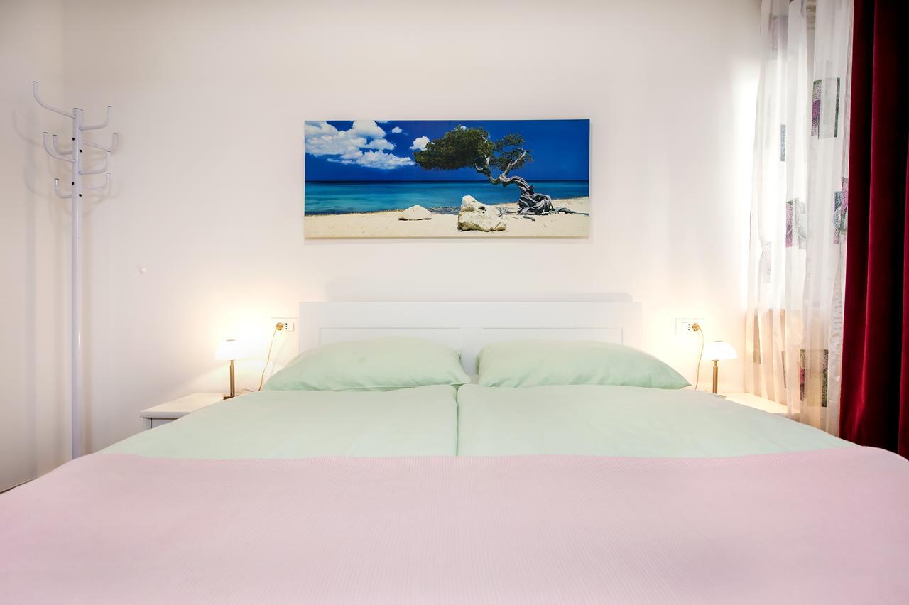רוביני La Svalba Rooms & Studios מראה חיצוני תמונה