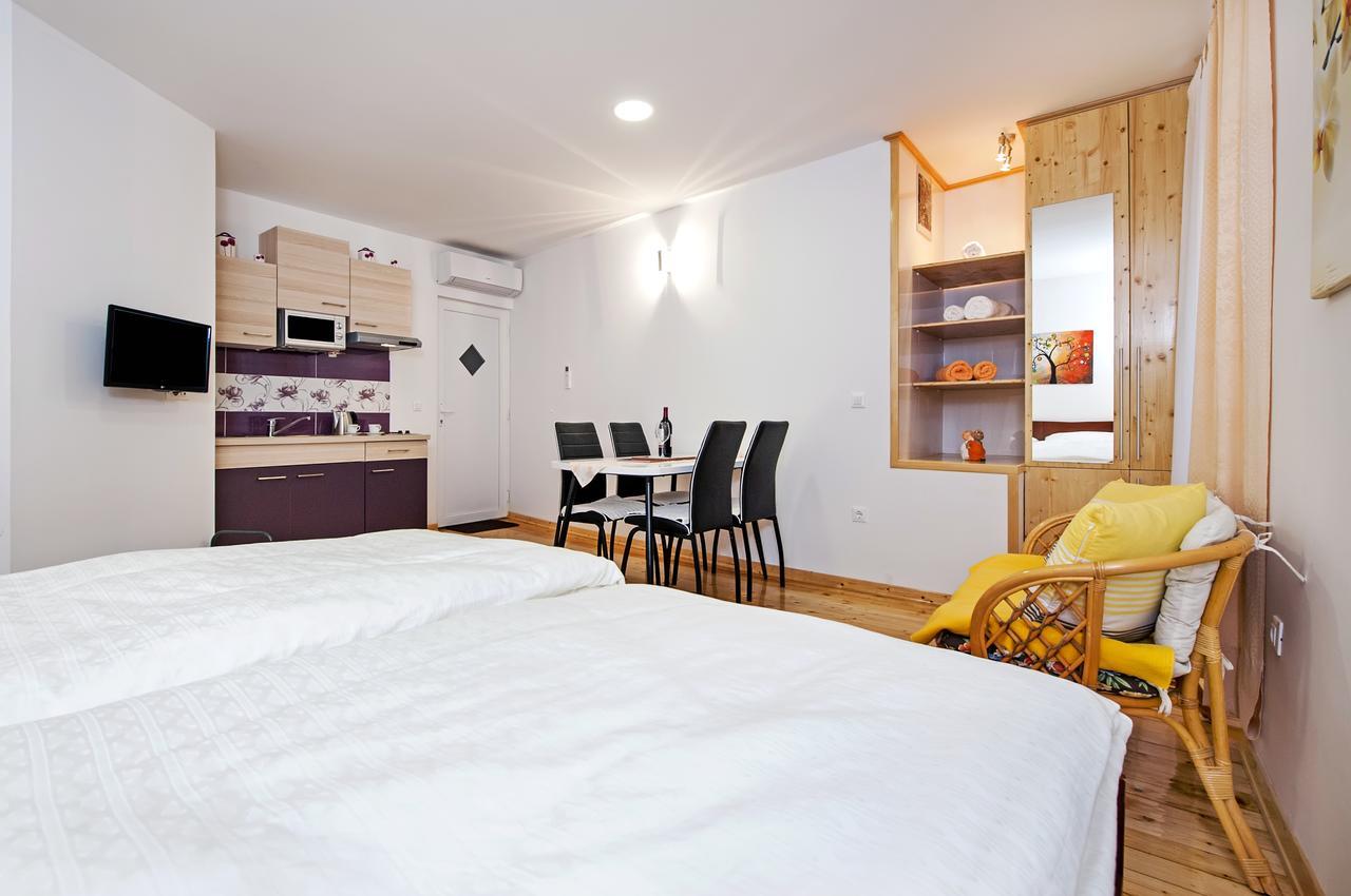 רוביני La Svalba Rooms & Studios מראה חיצוני תמונה